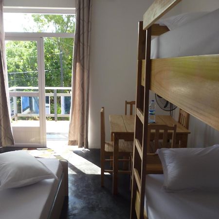 Chez Clenya Guesthouse La Ferme Екстер'єр фото